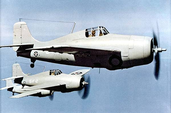 F4F-3_Wildcats_of_VF-5_in_flight_c1941